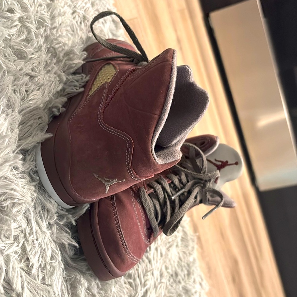 Jordan 5s retro burgundy